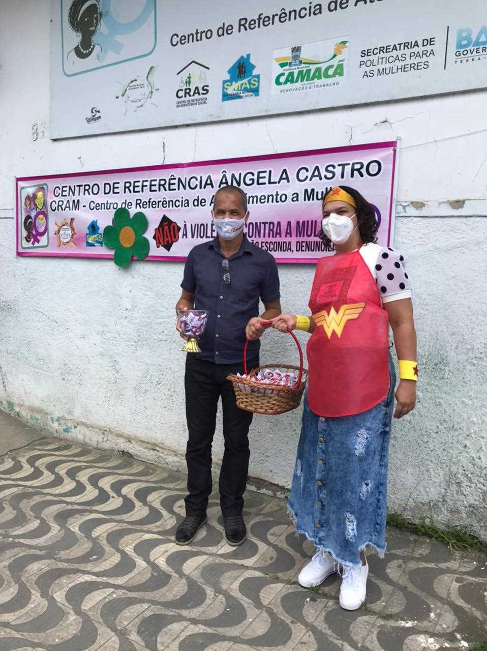 Camacã: Secretaria de Assistência Social comemora o Dia Internacional da Mulher com mensagens de conscientização e distribuição de lembranças.
